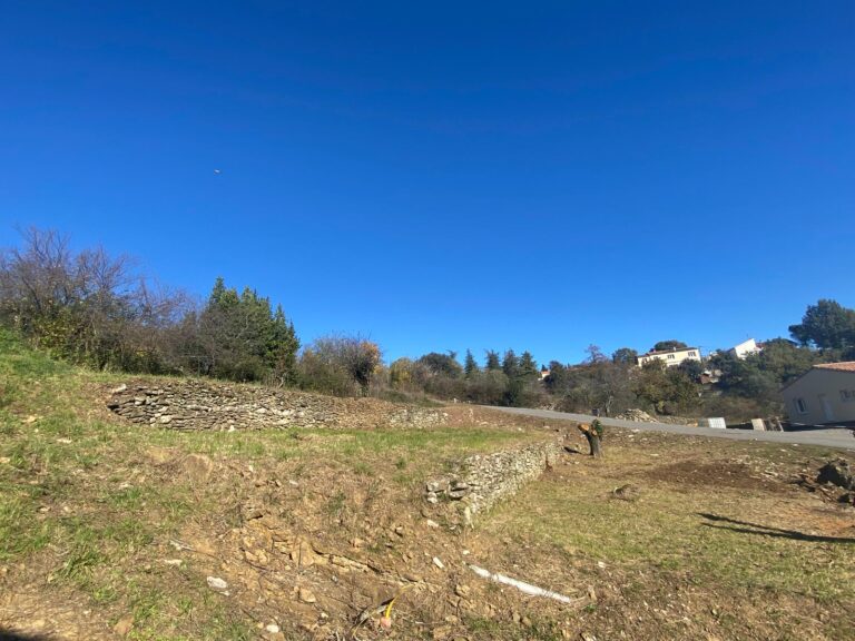 Terrain à vendre à Aubenas